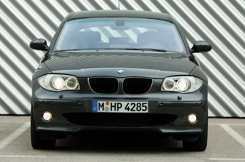 BMW Série 1 118d Executive 2004 view 8