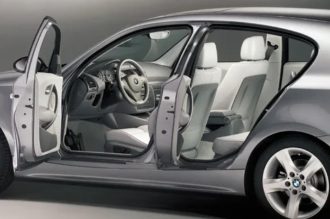 BMW Série 1 118d Executive 2004 view 12