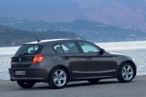 BMW Seria 1 118i EfficientDynamics Edition 2010 view 12