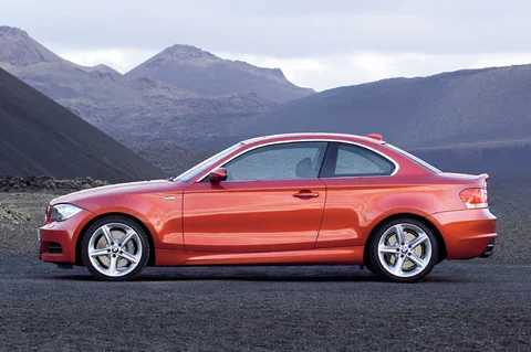 BMW 1er 123d Coupé 2008 view 7