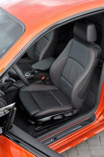 BMW Řada 1 M Coupé 2011 view 12