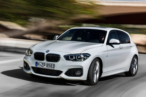 BMW 1-Series 118i EfficientDynamics 2015 view 2