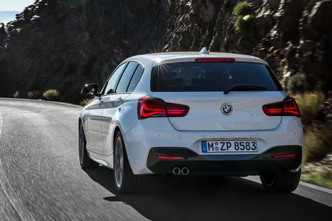 BMW 1-Series 118i EfficientDynamics 2015 view 3