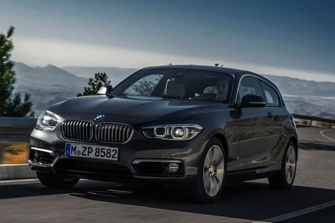 BMW Serija 1 118i EfficientDynamics 2015 view 11