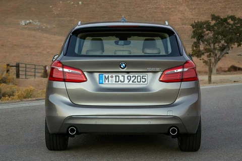 BMW Řada 2 Tourer 220d Active Tourer 2014 view 8