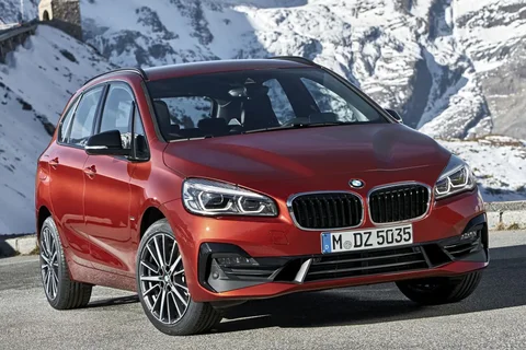 BMW 2er Tourer 220d Active Tourer 2018 view 6
