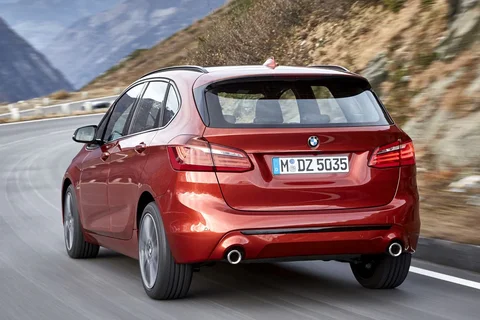 BMW 2er Tourer 220d Active Tourer 2018 view 9