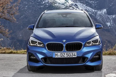 BMW 2-Series Tourer 2018 front view