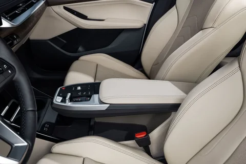 BMW 2er Tourer 218d Active Tourer 2022 view 10