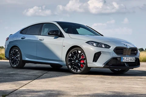 BMW 2er 218d Gran Coupé 2024 view 8