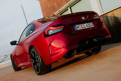 BMW Řada 2 220d Coupé 2024 view 6