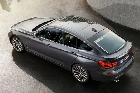 BMW 3er GT 330d Gran Turismo 2016 view 3