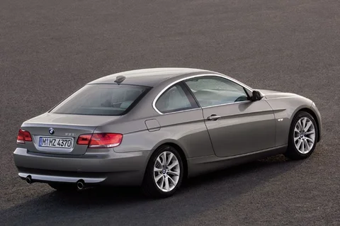 BMW 3er 330d Coupé Executive 2006 view 6
