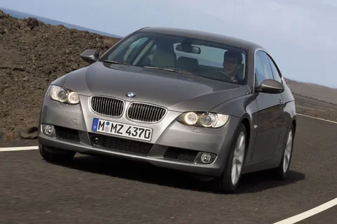 BMW 3er 330d Coupé Executive 2006 view 10