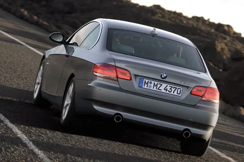BMW 3er 330d Coupé Executive 2006 view 12