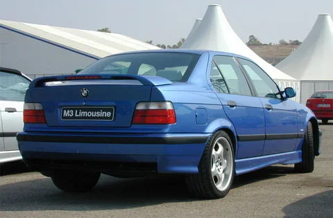 BMW 3-Series M3 1994 view 3