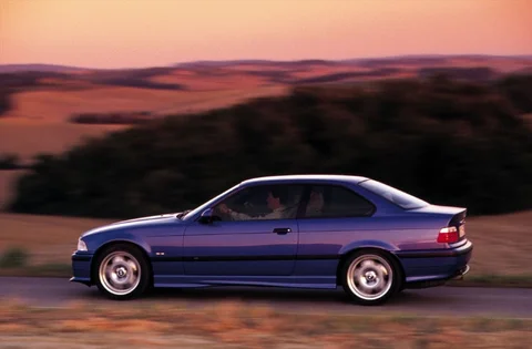 BMW Řada 3 M3 Coupé 1995 view 3