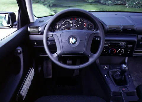 BMW 3-Series 316i Compact 1994 view 2
