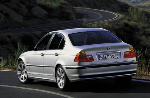 BMW Serija 3 320i 2000 view 9
