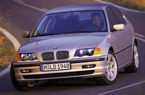 BMW Serija 3 320i 2000 view 3