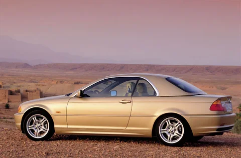 BMW Řada 3 320Ci Cabrio 2000 view 4