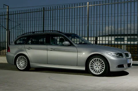 BMW Seria 3 335d Touring 2006 view 2