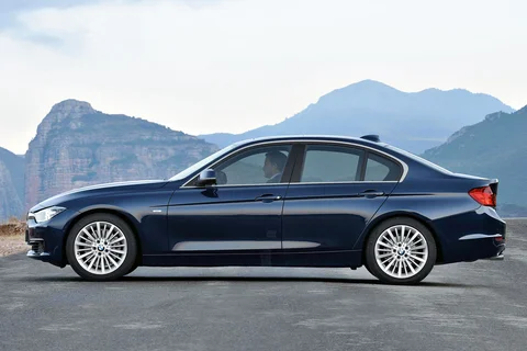 BMW 3-serie 330d 2012 view 2