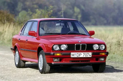 BMW 3er 316 1983 view 4
