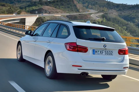BMW 3-Series 330d Touring 2015 view 1