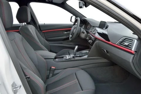 BMW Seria 3 330e iPerformance 2015 view 5