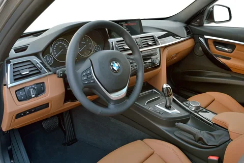 BMW Seria 3 330e iPerformance 2015 view 7