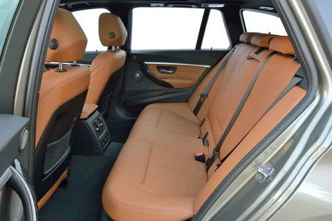 BMW Seria 3 330e iPerformance 2015 view 8