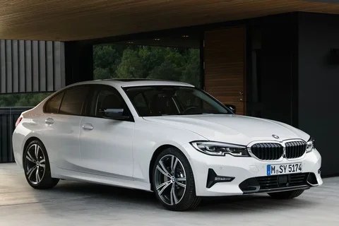 BMW 3er 320e 2021 view 2