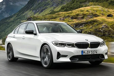 BMW 3er 320e 2021 view 5