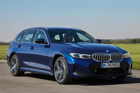 BMW 3er 318d Touring 2022 view 4