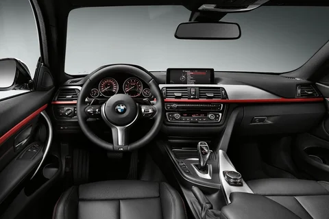BMW 4er 420i Coupé 2016 view 9