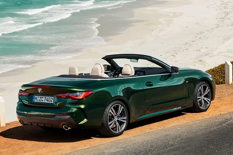 BMW 4er 420d Cabrio 2021 view 3