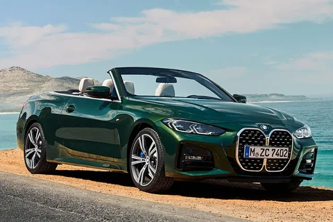 BMW 4er 420d Cabrio 2021 view 4