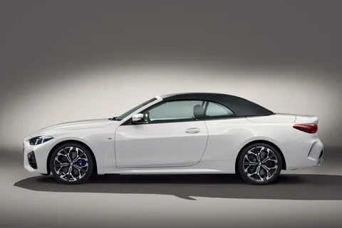 BMW 4er 430d Cabrio 2024 view 3