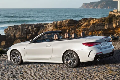 BMW 4er 430d Cabrio 2024 view 10