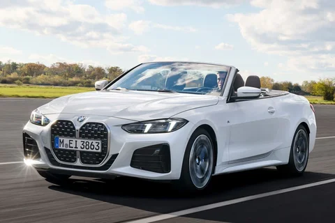 BMW 4er 430d Cabrio 2024 view 12