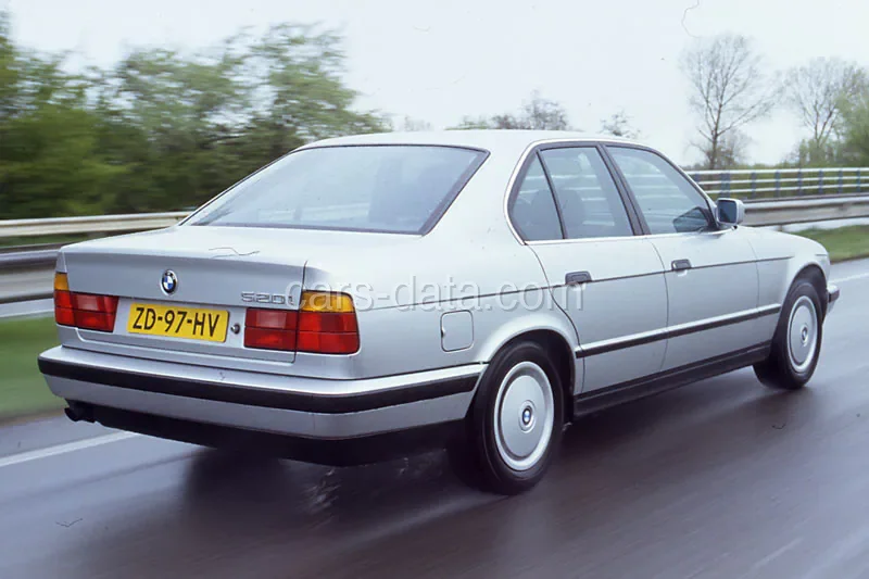 BMW Řada 5 520i 1990 front view
