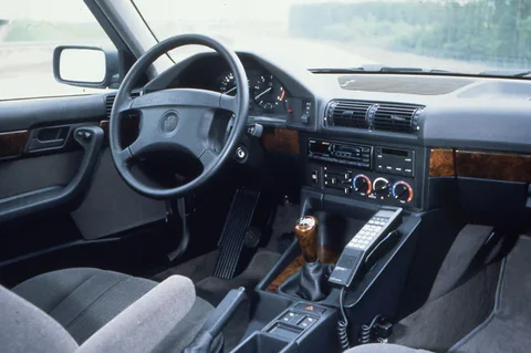 BMW Řada 5 520i 1990 view 8