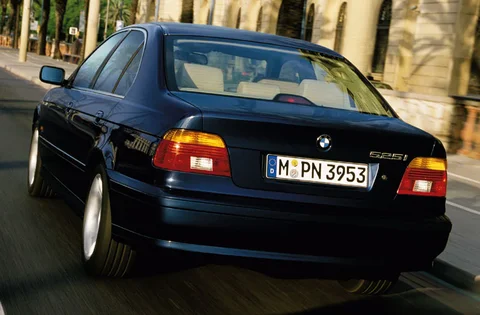 BMW 5-serie 520d Executive 2000 view 7