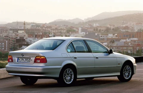 BMW 5-serie 520d Executive 2000 view 6