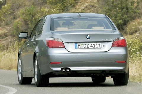 BMW 5-Series 520i 2003 view 6