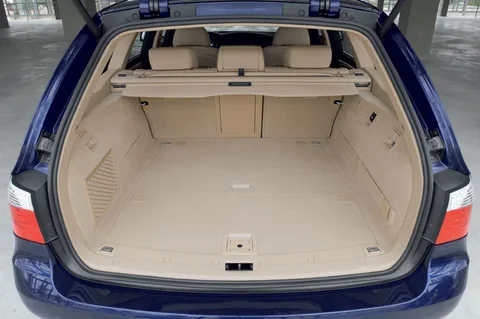 BMW Série 5 535d Touring 2007 view 11