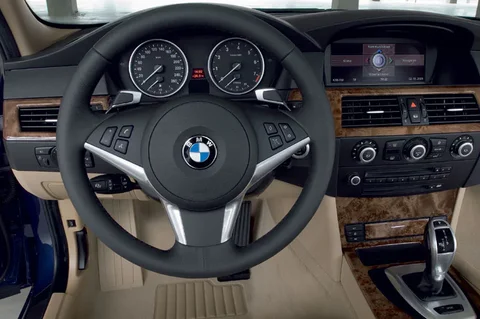 BMW Série 5 535d Touring 2007 view 12