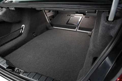 BMW 5er 528i 2010 view 10