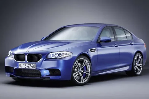 BMW Řada 5 M5 2011 view 10